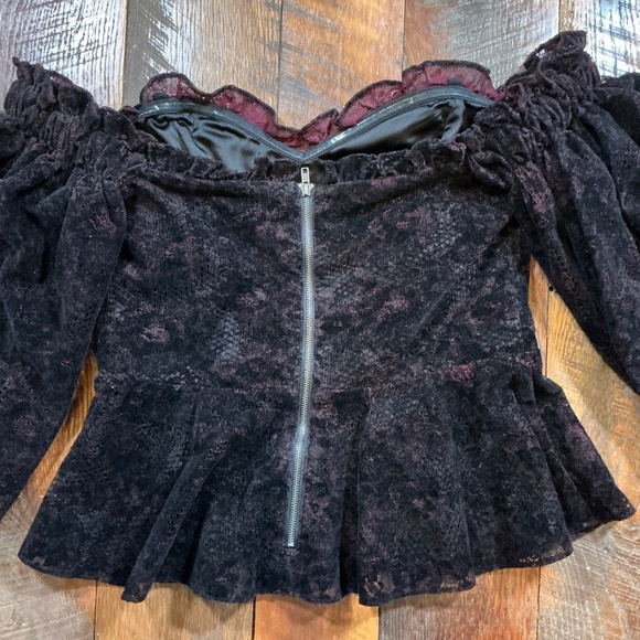 Parker Black Burgundy Lace Off Shoulder Puff Sleeve Peplum Top Size Small - Picture 5 of 7